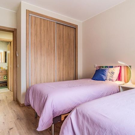 Sunny Brand New 2-Bedroom Apt - 500M From Praia Da Rocha With Ac And Pool! ปอร์ติเมา ภายนอก รูปภาพ